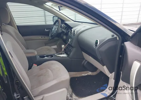 2013 Nissan Rogue S z USA, uszkodzony, nr VIN JN8AS5MT9DW550725